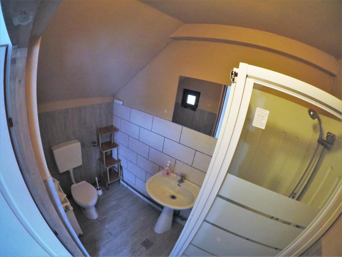 Sport Hostel Cluj ภายนอก รูปภาพ
