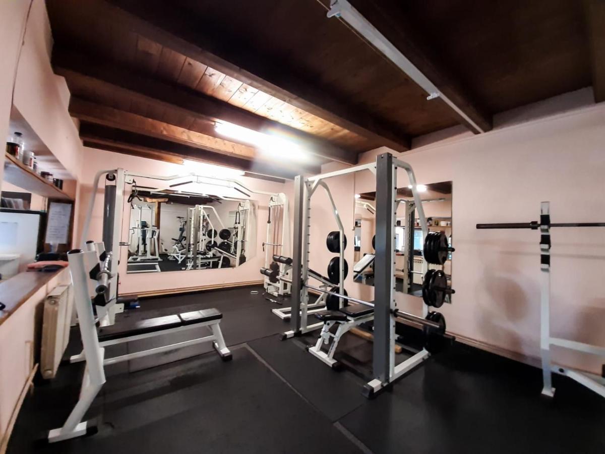 Sport Hostel Cluj ภายนอก รูปภาพ