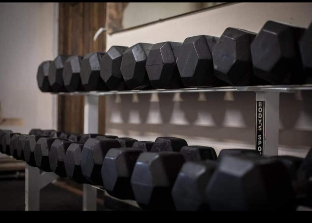 Sport Hostel Cluj ภายนอก รูปภาพ